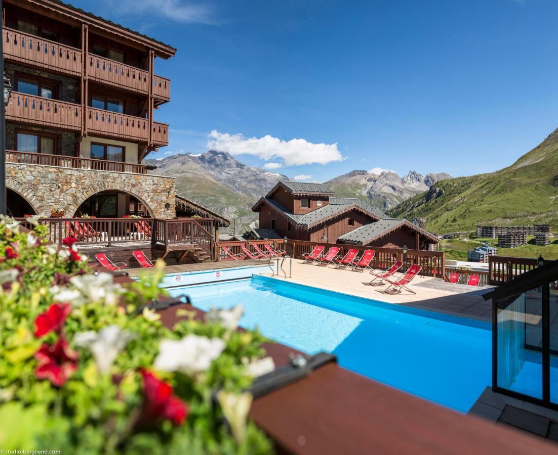 Hotel Village Montana By Les Etincelles Тинь Экстерьер фото