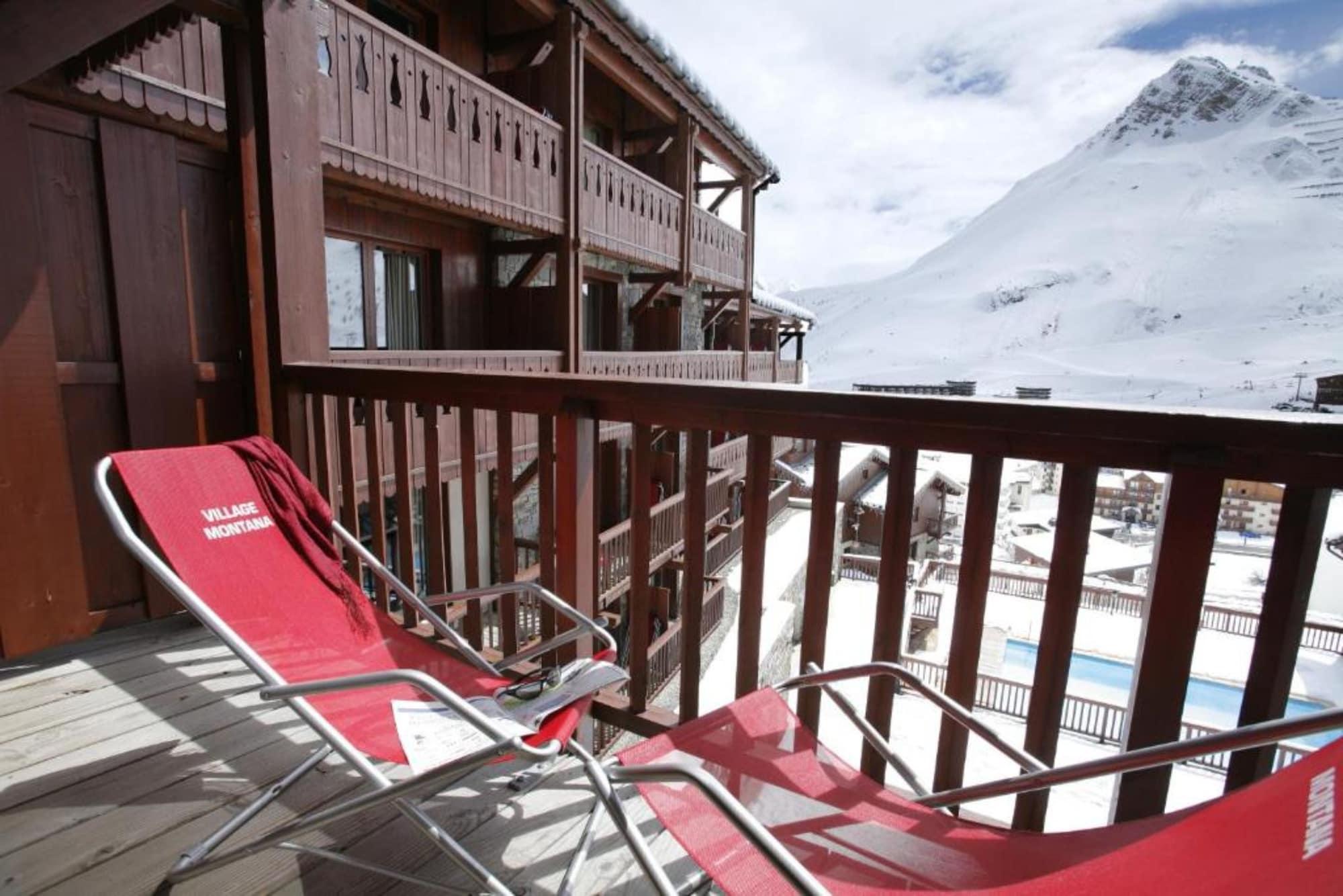 Hotel Village Montana By Les Etincelles Тинь Экстерьер фото