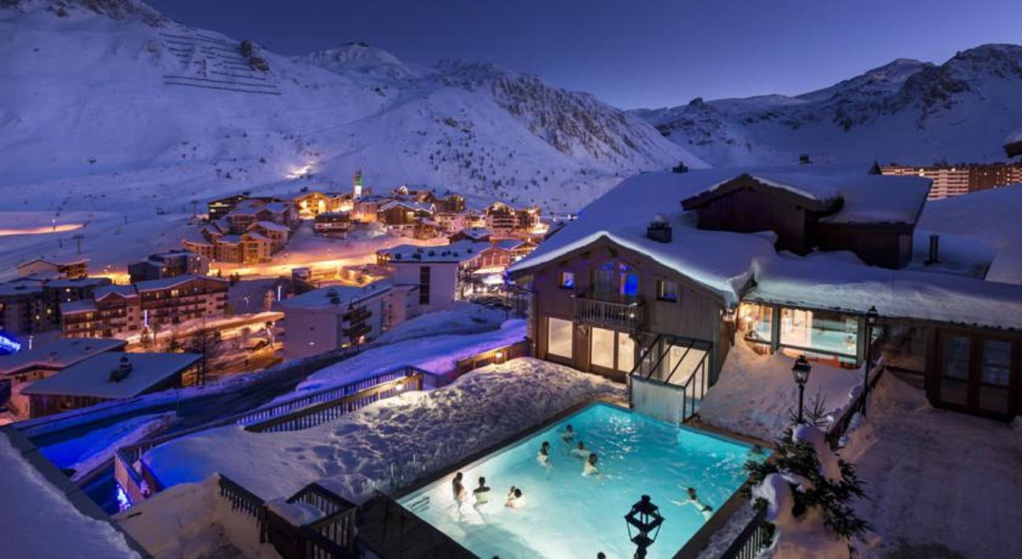 Hotel Village Montana By Les Etincelles Тинь Экстерьер фото
