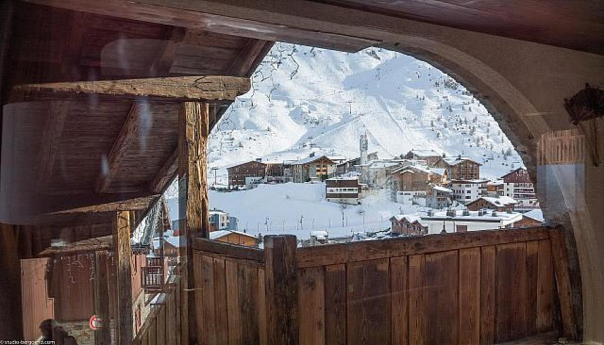 Hotel Village Montana By Les Etincelles Тинь Экстерьер фото